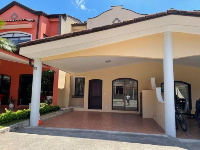 Foto Casa en Venta en Santa Ana, San José - U$D 168.500 - CAV42410 - BienesOnLine