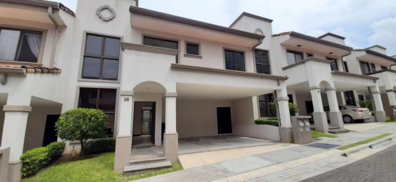 Foto Casa en Venta en Heredia, Heredia - U$D 169.000 - CAV45492 - BienesOnLine