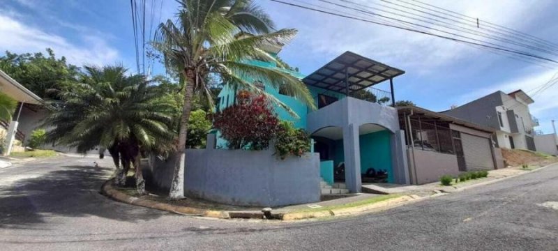 Foto Casa en Venta en Santa Ana, San José - U$D 148.000 - CAV47734 - BienesOnLine