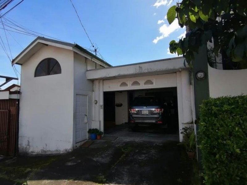 Foto Casa en Venta en Montes de Oca, San José - U$D 142.000 - CAV51030 - BienesOnLine