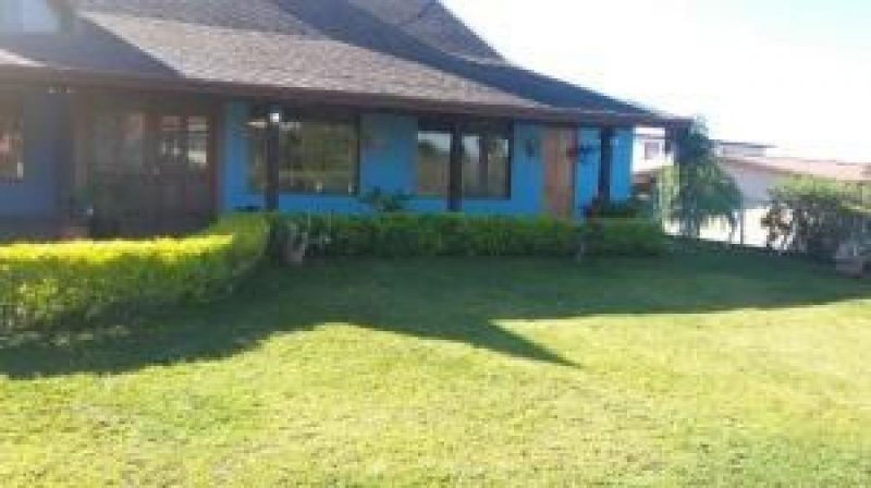 Foto Casa en Venta en Grecia, Alajuela - U$D 285.000 - CAV33636 - BienesOnLine