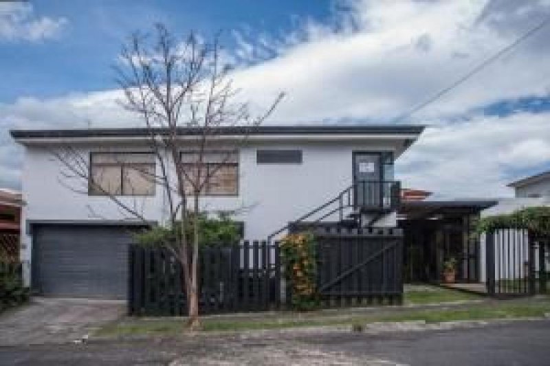 Foto Casa en Venta en La Unión, Cartago - U$D 300.000 - CAV33613 - BienesOnLine