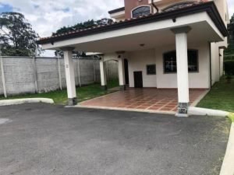 Foto Casa en Venta en San Isidro, Heredia - U$D 315.000 - CAV33565 - BienesOnLine