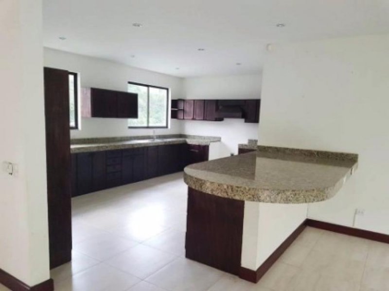 Foto Casa en Alquiler en San Ramón de Tres Rios, La Unión, Cartago - U$D 1.800 - CAA23268 - BienesOnLine