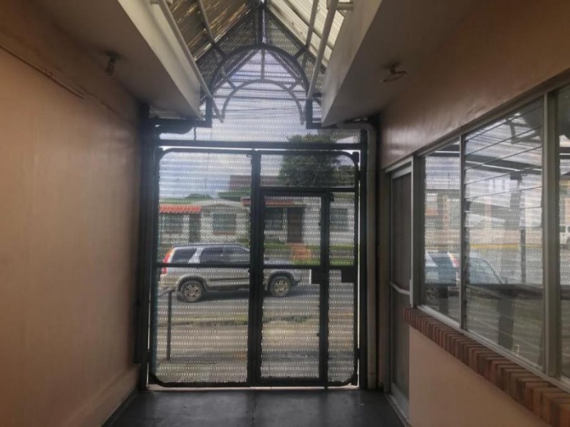 Foto Edificio en Alquiler en Tibás, San José - U$D 3.000 - EDA38572 - BienesOnLine