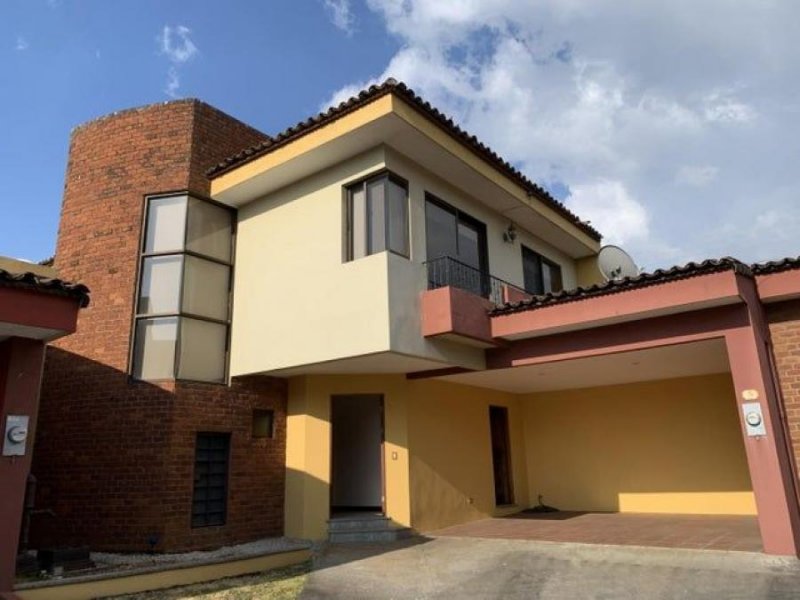 Casa en Alquiler en La Ribera Belén, Heredia