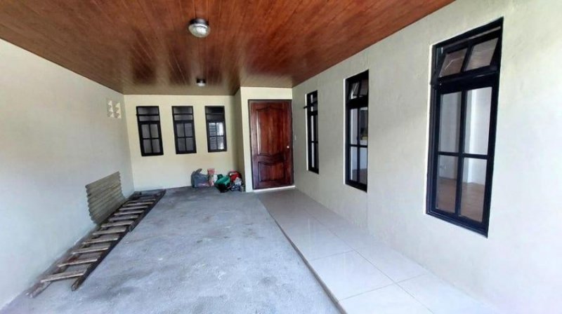 Foto Casa en Alquiler en Alajuela, Alajuela - ¢ 349.999 - CAA110989 - BienesOnLine