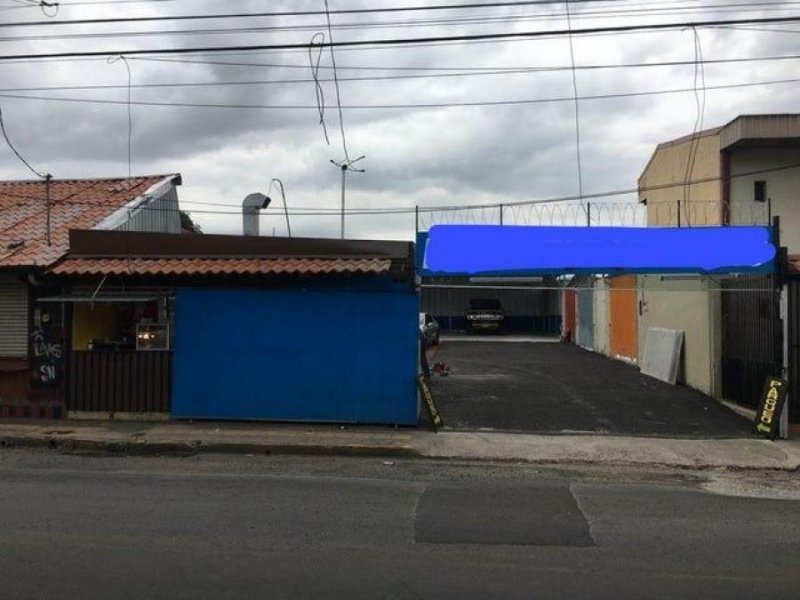 Se vende amplio local comercial en Alajuela centro 23-1259