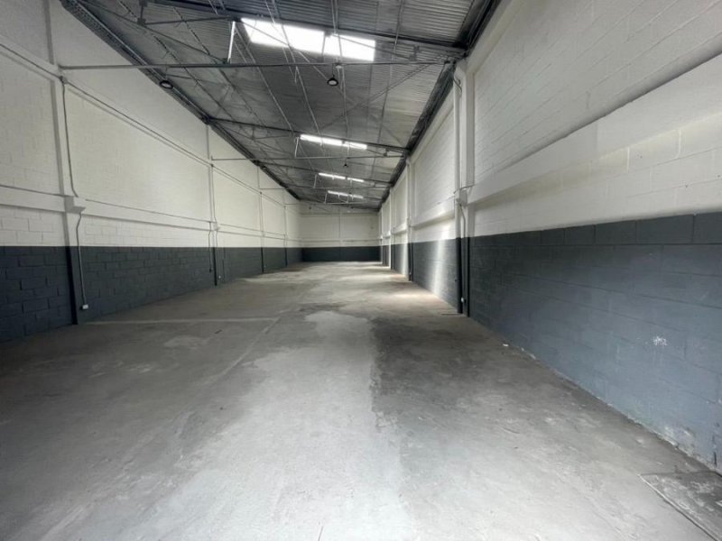 Foto Bodega en Venta en Barrio Los Angeles, San Sebastián, San José - U$D 600.000 - BOV80098 - BienesOnLine