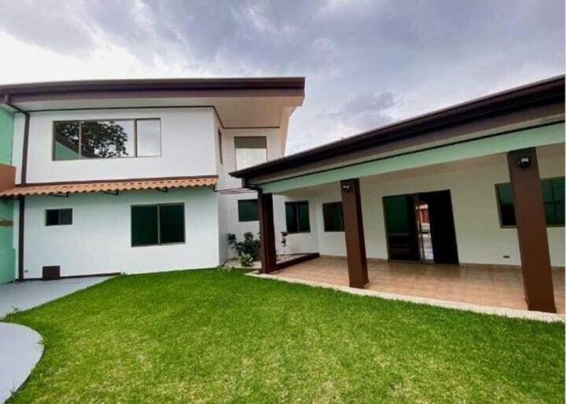 Foto Casa en Venta en San Francisco, Heredia - U$D 400.000 - CAV109700 - BienesOnLine