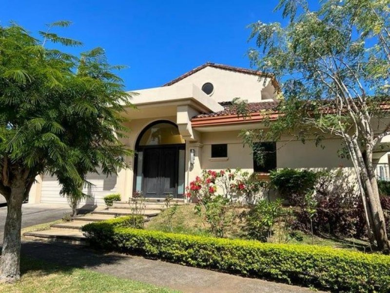 Casa en Venta en  Santa Ana, San José