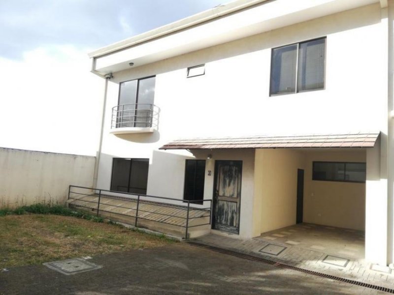 Foto Casa en Venta en Montes de Oca, San José - U$D 199.998 - CAV88258 - BienesOnLine