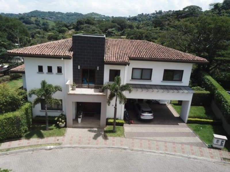 Foto Casa en Venta en Santa Ana, San José - U$D 1.200.000 - CAV111753 - BienesOnLine