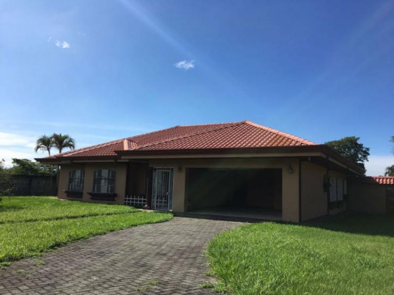 Foto Casa en Venta en Grecia, Alajuela - U$D 320.000 - CAV10938 - BienesOnLine