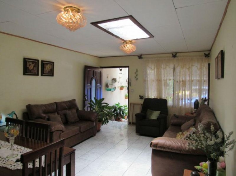 Foto Casa en Venta en Mercedes, Heredia - ¢ 73.500.000 - CAV9868 - BienesOnLine