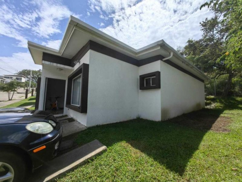 Foto Casa en Venta en Alajuela, Alajuela - U$D 145.000 - CAV87810 - BienesOnLine