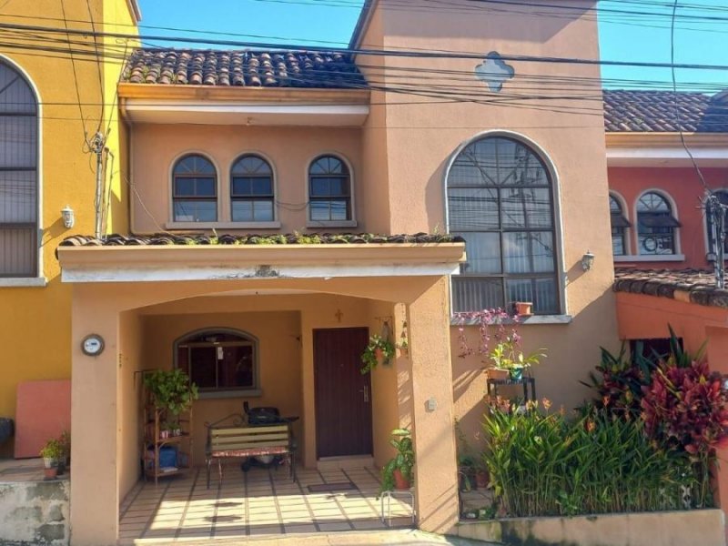 se vende casa La Antolina condo Alajuelita San José Costa Rica