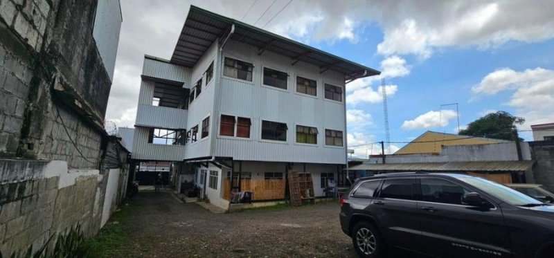 Se vende edificio comercial en San Pedro Montes de Oca A24-1751