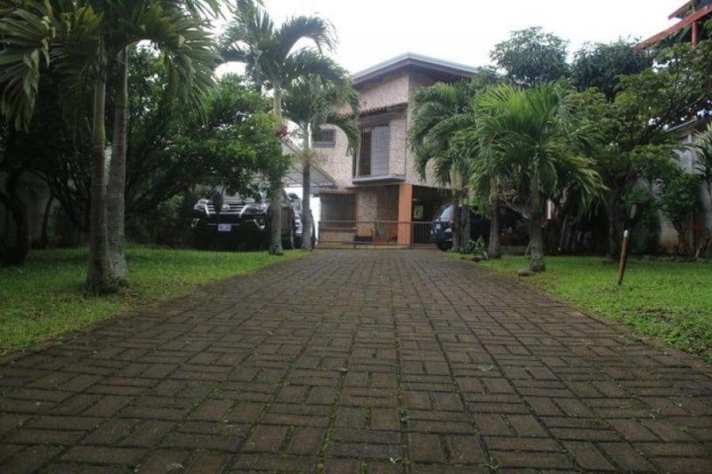 Foto Casa en Venta en San Rafael, Heredia - U$D 467.000 - CAV109973 - BienesOnLine