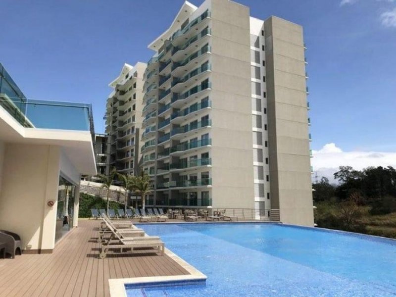 Se vende espacioso apartamento de lujo en condominio ubicado en Rohrmoser 23-2203