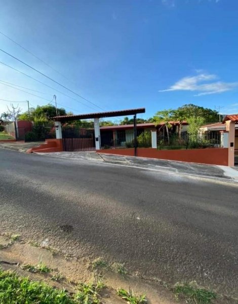 Foto Casa en Venta en Mercedes, Atenas, Alajuela - ¢ 115.000.000 - CAV108087 - BienesOnLine