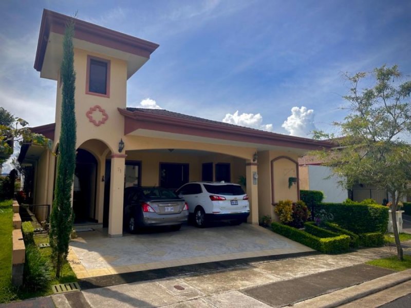 Foto Casa en Venta en Ulloa, Heredia, Heredia - U$D 289.000 - CAV84606 - BienesOnLine