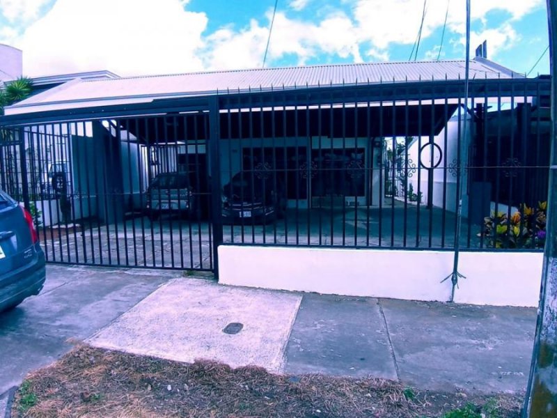 Foto Casa en Venta en Moravia, San José - U$D 350.000 - CAV71197 - BienesOnLine