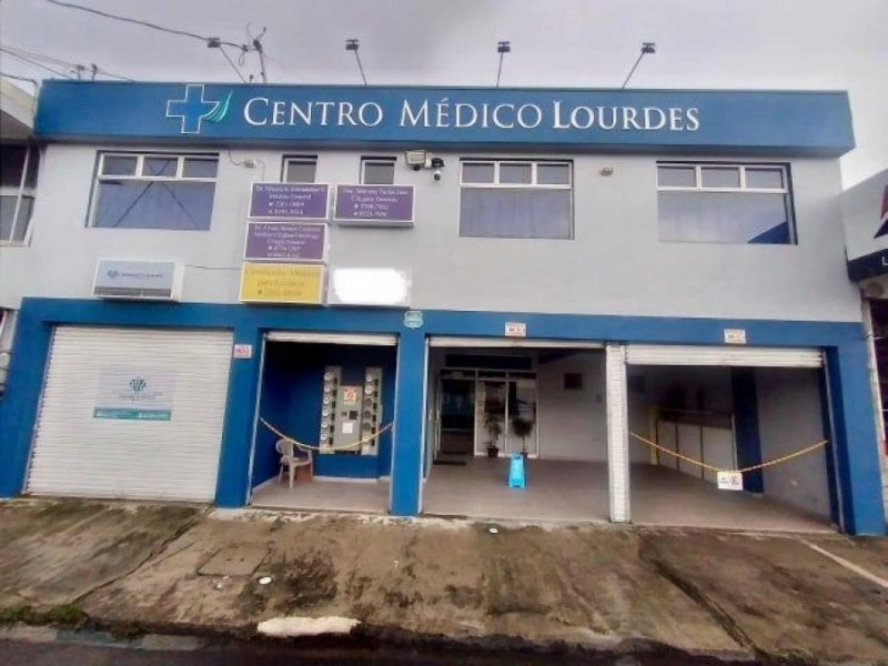 Se vende local con 10 oficinas en Heredia Centro 23-758