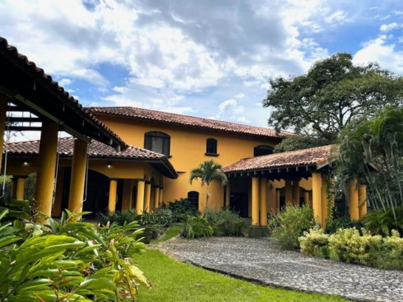 Foto Casa en Venta en Atenas, Alajuela - U$D 1.500.000 - CAV110001 - BienesOnLine