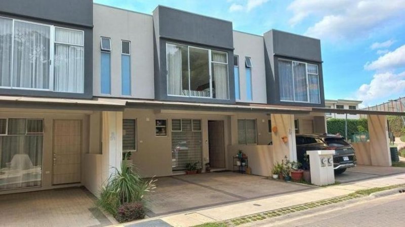 Foto Casa en Venta en Curridabat, San José - U$D 238.000 - CAV111027 - BienesOnLine