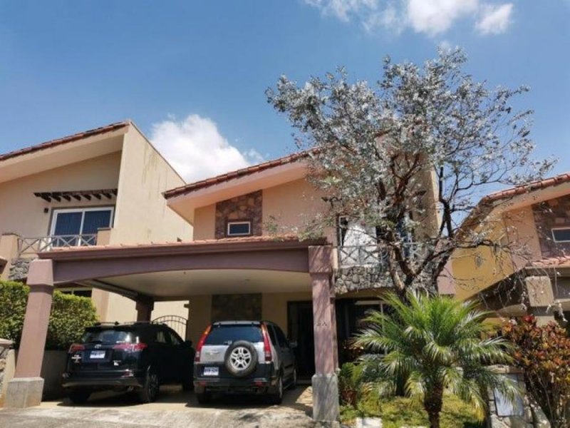 Foto Casa en Venta en San Francisco, Heredia - U$D 260.000 - CAV109590 - BienesOnLine