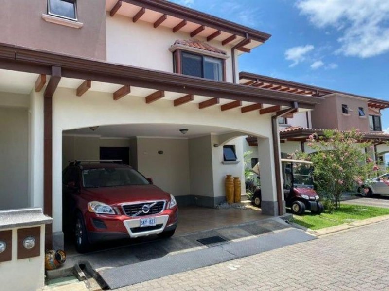 Foto Casa en Venta en Guácima, Alajuela - U$D 280.000 - CAV94661 - BienesOnLine