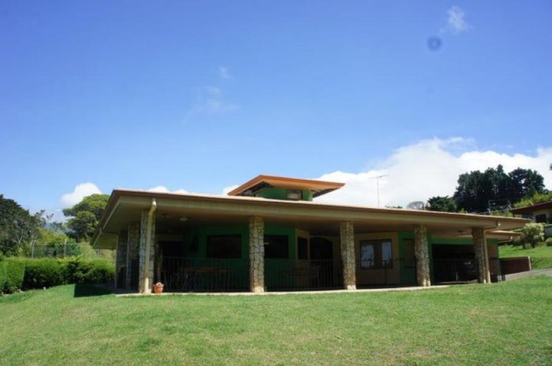 Foto Casa en Venta en San Rafael, Heredia - U$D 800.000 - CAV109972 - BienesOnLine