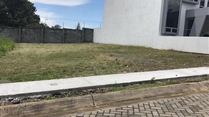 Terreno en Venta en  Río Segundo, Alajuela