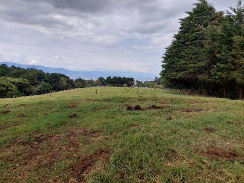 Terreno en Venta en  San José de la Montaña, Heredia