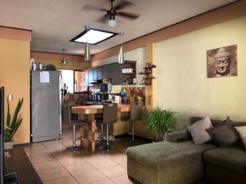 Foto Casa en Venta en Colón, San José - ¢ 85.000.000 - CAV62643 - BienesOnLine