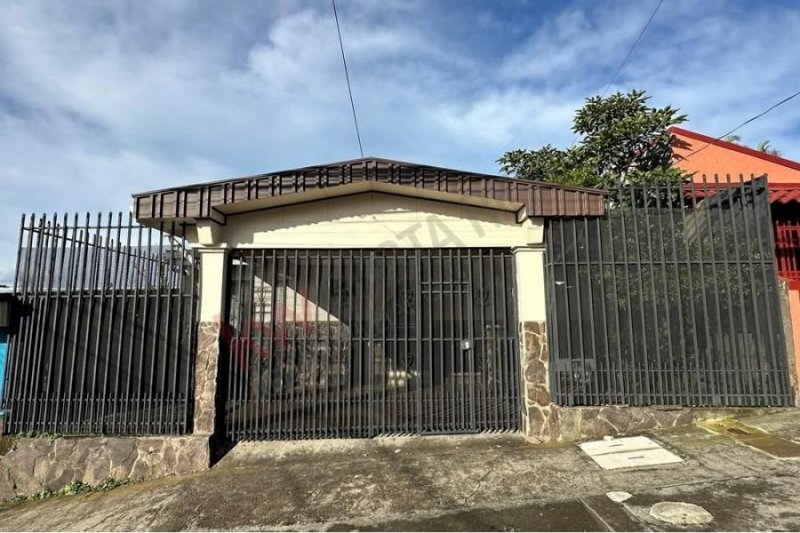 Foto Casa en Venta en Alajuela, Alajuela - ¢ 90.000.000 - CAV103054 - BienesOnLine