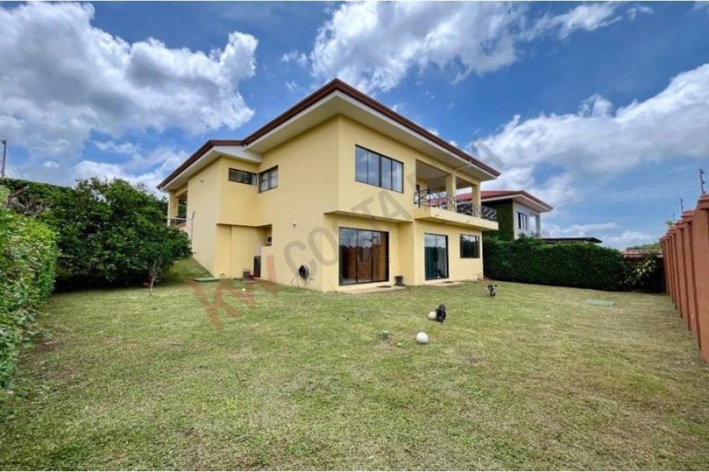 Foto Casa en Venta en Belén, Heredia - U$D 378.000 - CAV107769 - BienesOnLine