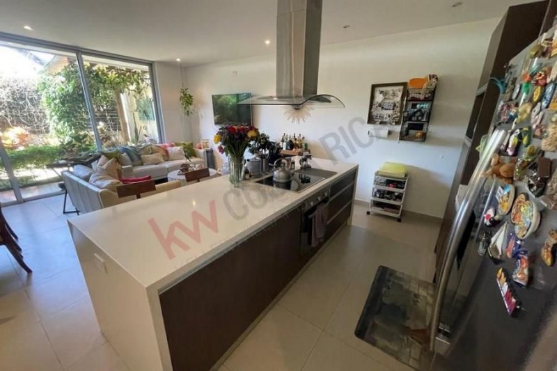 Foto Casa en Venta en Santa Ana, San José - U$D 215.000 - CAV107601 - BienesOnLine