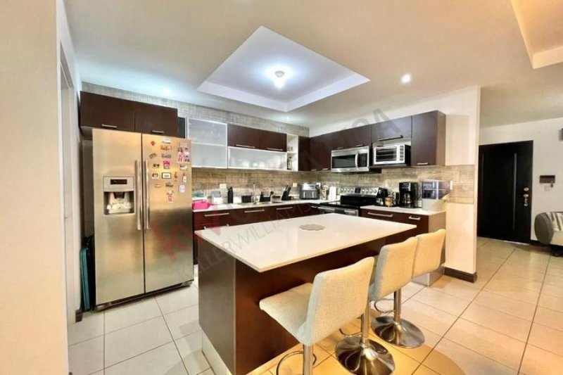 Foto Casa en Venta en Escazú, San José - U$D 255.000 - CAV101627 - BienesOnLine