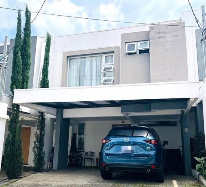 Foto Casa en Venta en La Valencia, Barreal, Ulloa, Heredia - U$D 157.500 - CAV101731 - BienesOnLine