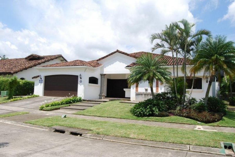 Foto Casa en Venta en Lindora, San José - U$D 749.000 - CAV49168 - BienesOnLine