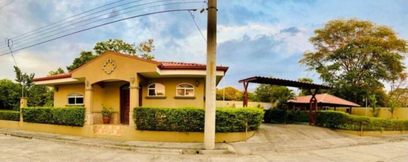 Casa en Venta en  Orotina, Alajuela