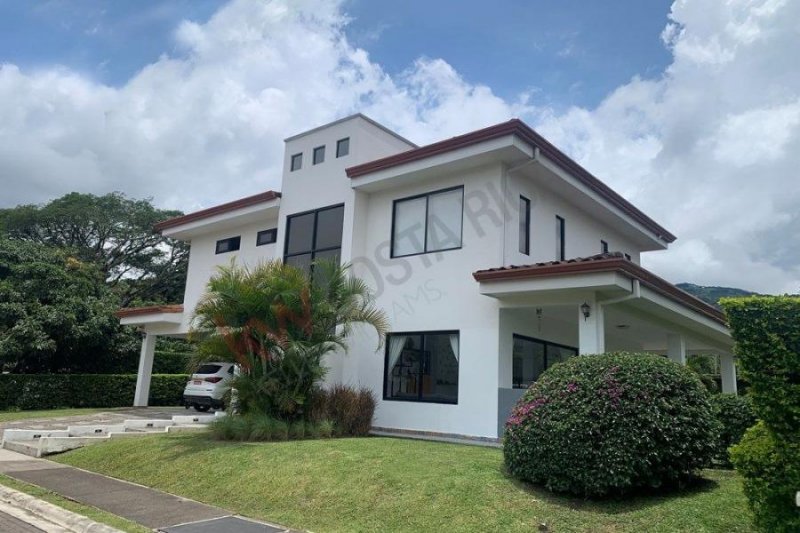 Casa en Venta en  Piedades, San José