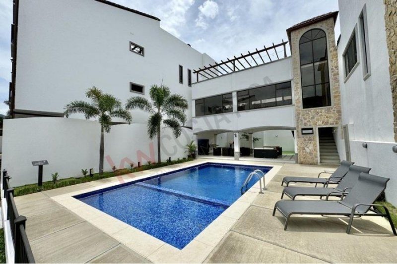 Foto Casa en Venta en Santa Ana, San José - U$D 295.000 - CAV107603 - BienesOnLine