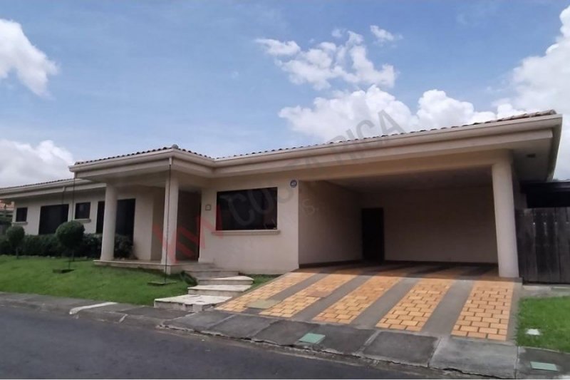 Foto Casa en Venta en Santa Ana, San José - U$D 590.610 - CAV106922 - BienesOnLine