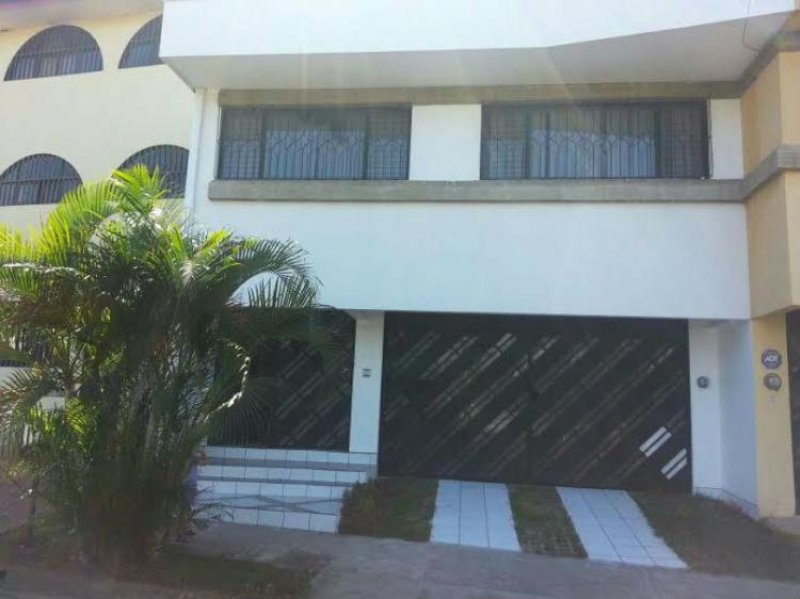 Foto Edificio en Venta en Rohrmoser, Mata Redonda, San José - U$D 270.000 - EDV3946 - BienesOnLine