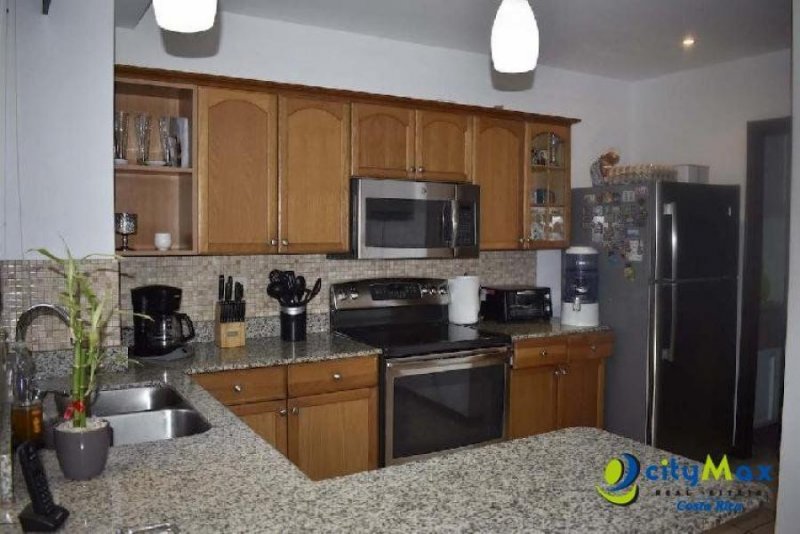 Foto Apartamento en Venta en Piedades, San José - U$D 130.000 - APV15357 - BienesOnLine