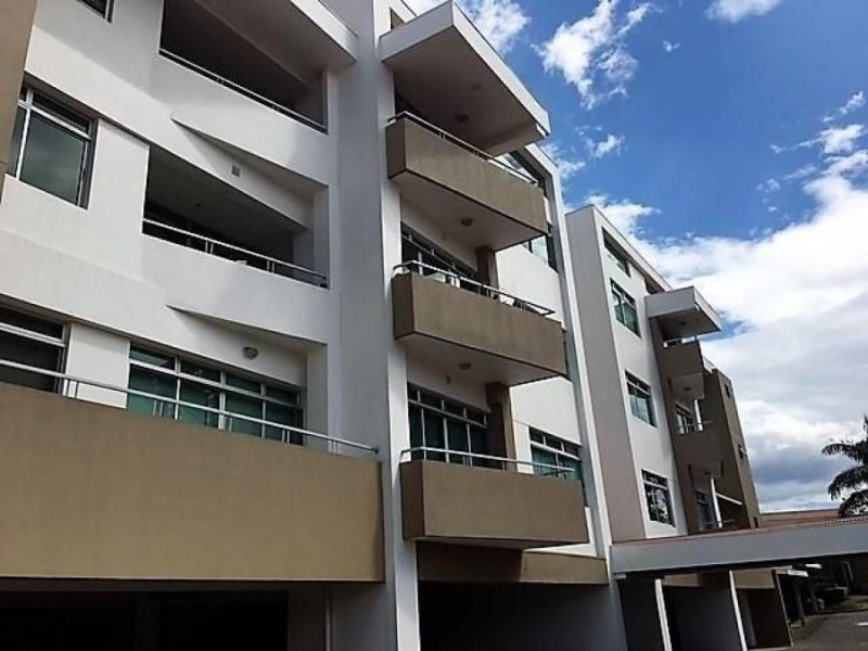 Foto Apartamento en Venta en Santa Ana, San José - U$D 220.000 - APV45873 - BienesOnLine