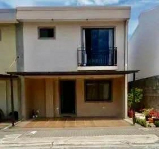 Foto Casa en Venta en Alajuela, Alajuela - U$D 148.000 - CAV38841 - BienesOnLine